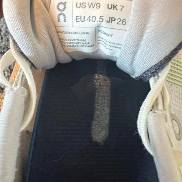 On Running Cloudgo Women's Trainers-White Meadow Size W9 - Picture 4 of 5